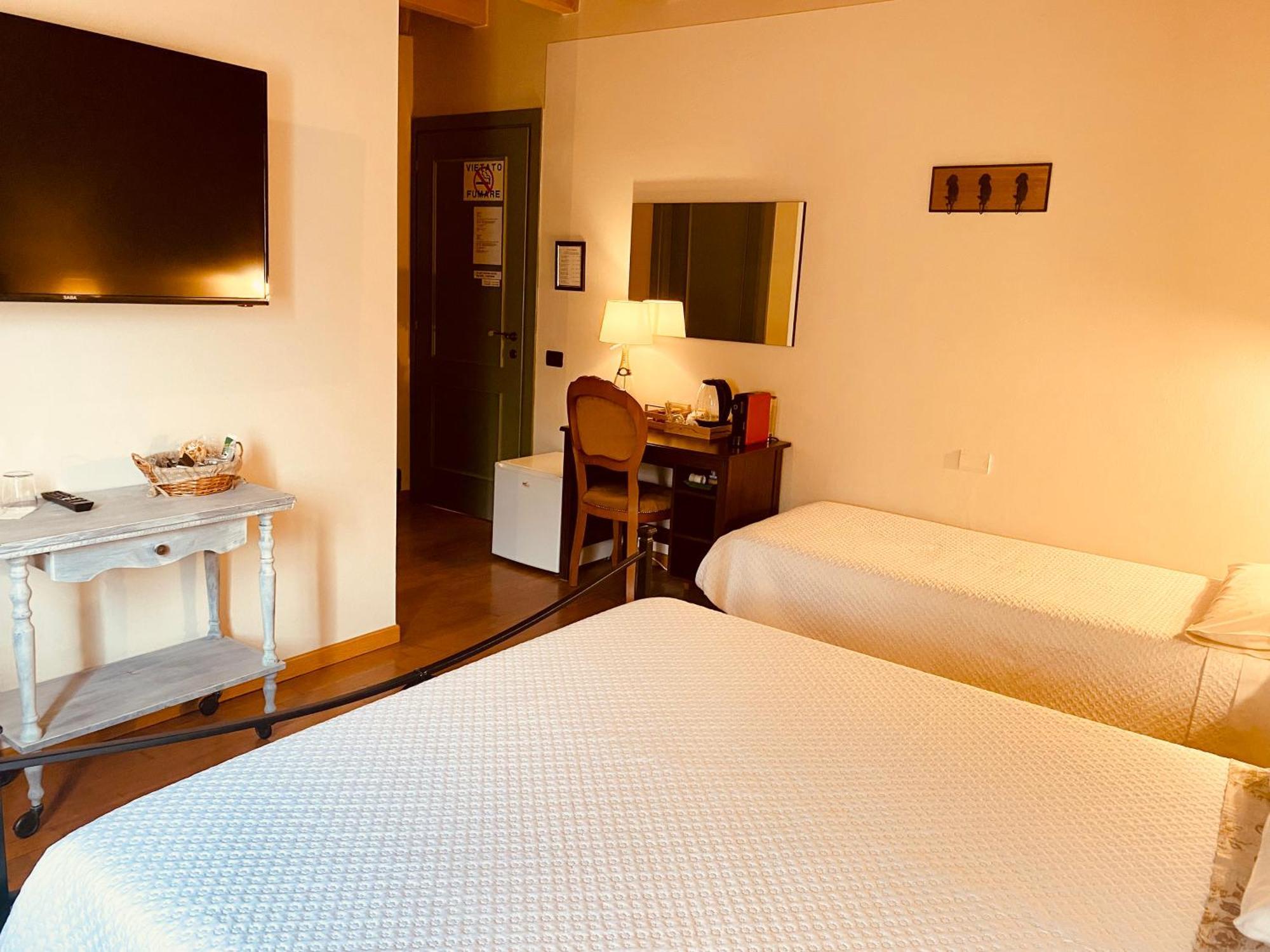 La Casina Hotel Dello Buitenkant foto