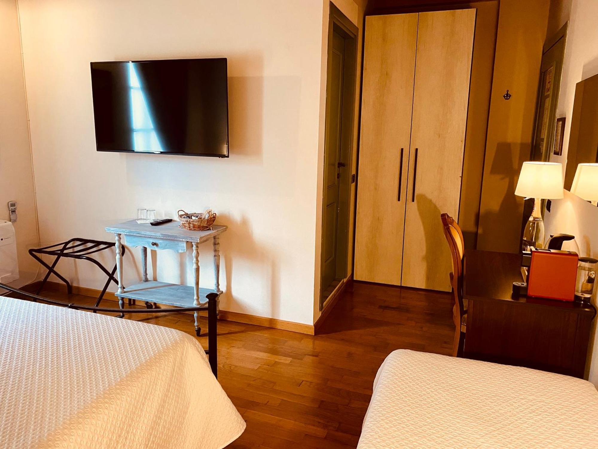 La Casina Hotel Dello Buitenkant foto