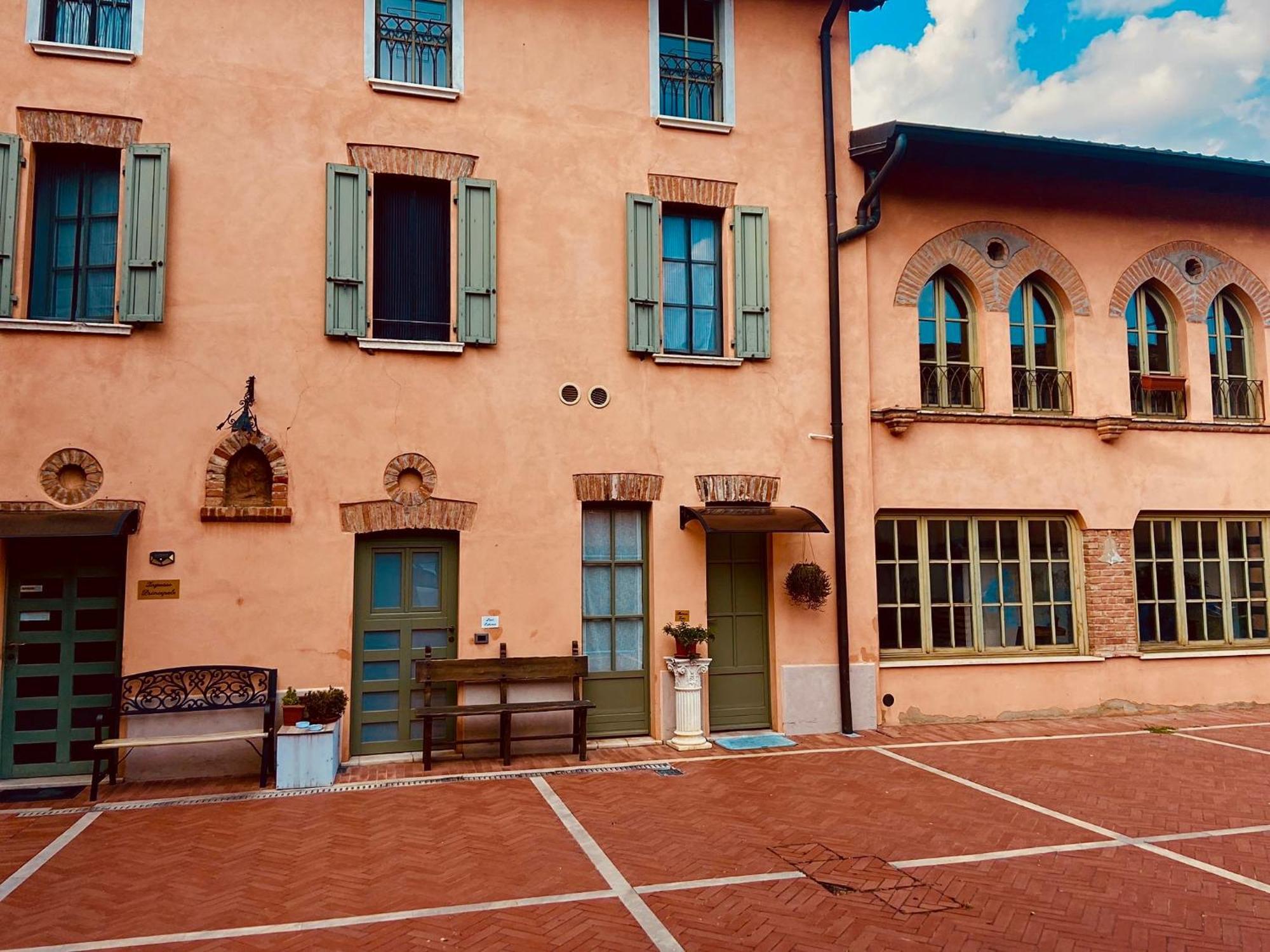 La Casina Hotel Dello Buitenkant foto